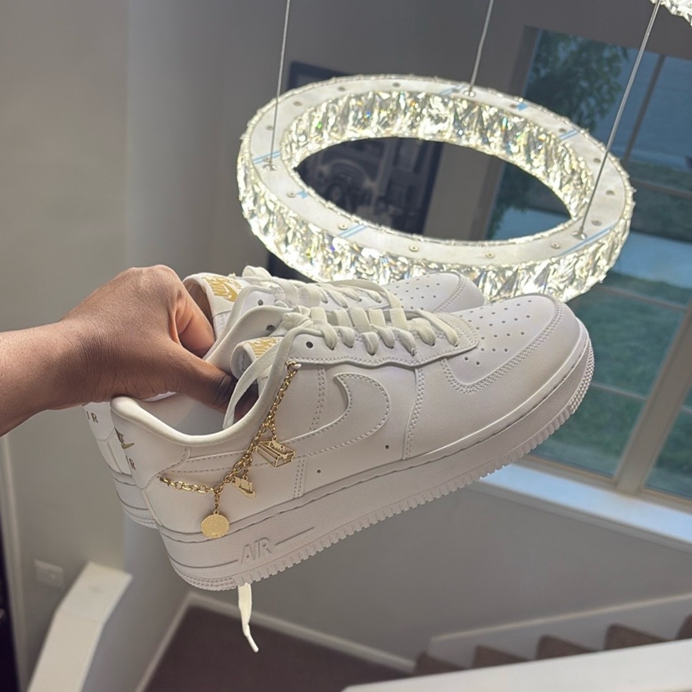 Nike Women’s Air Force 1 ‘07 LX